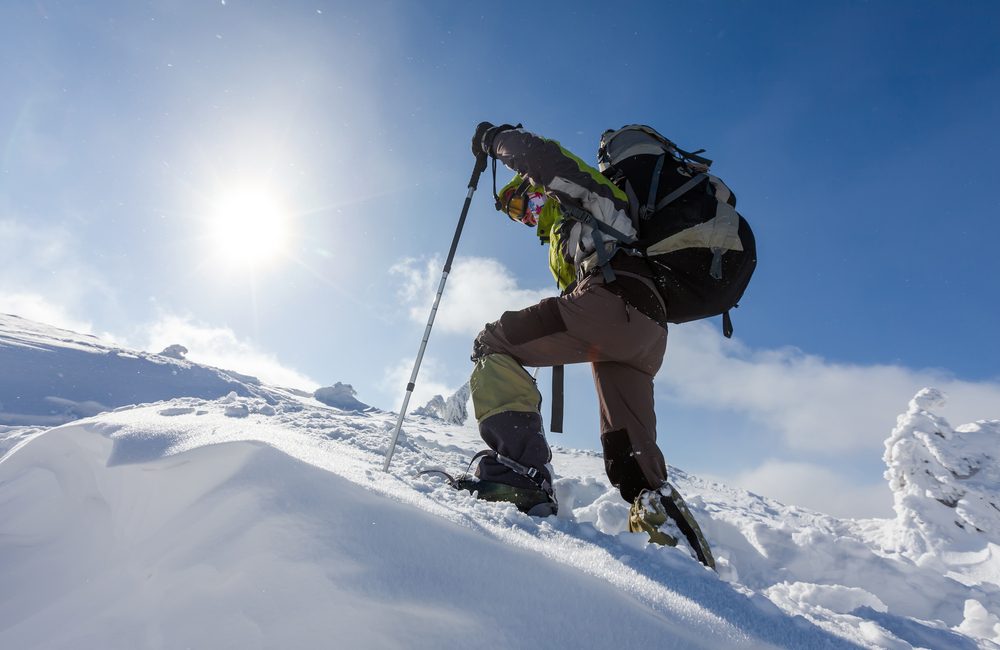 Ces combinaisons de ski ultra stylées seront indispensables cet hiver pour  dévaler les pentes !
